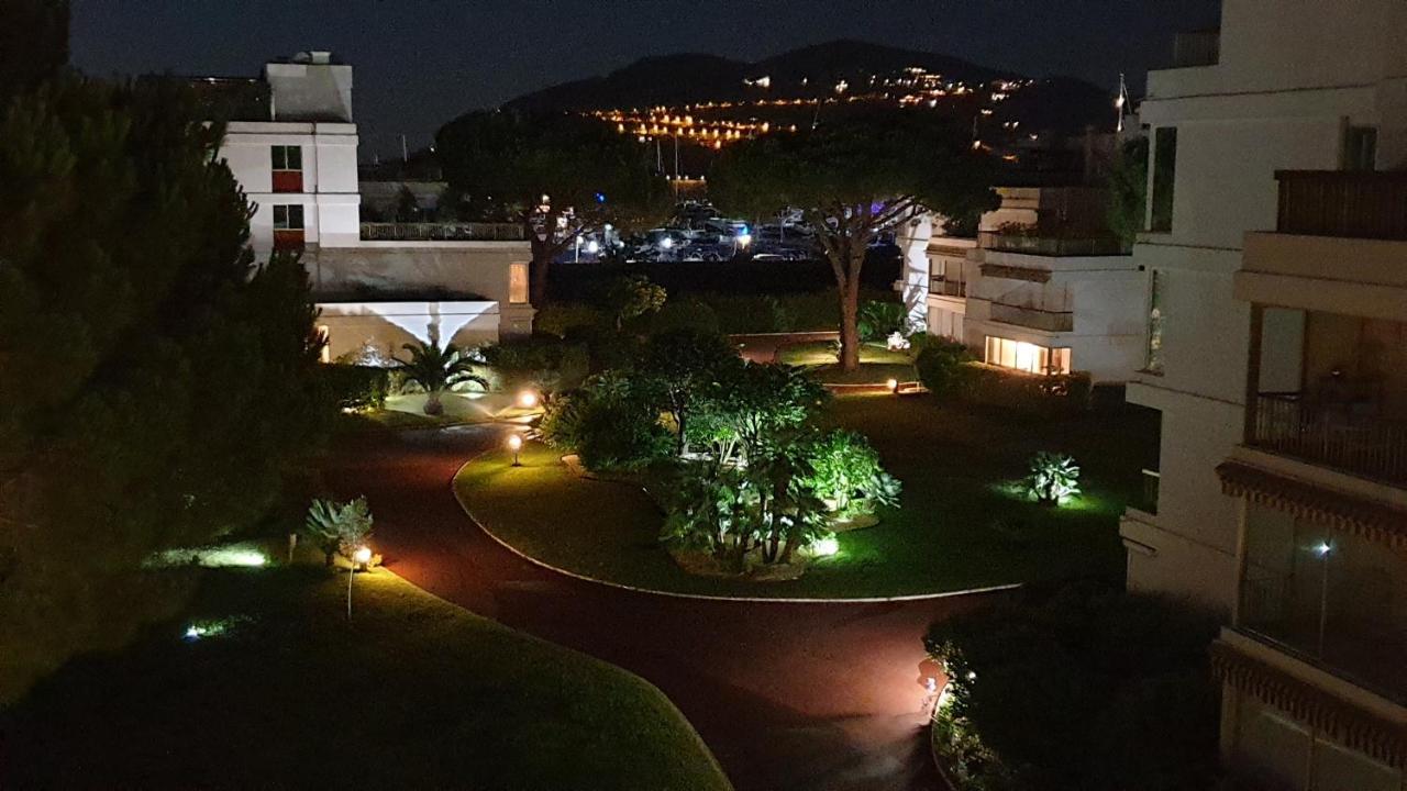 Garden And Beach Sea View Apartment Cannes 망들리유 라 나플 외부 사진
