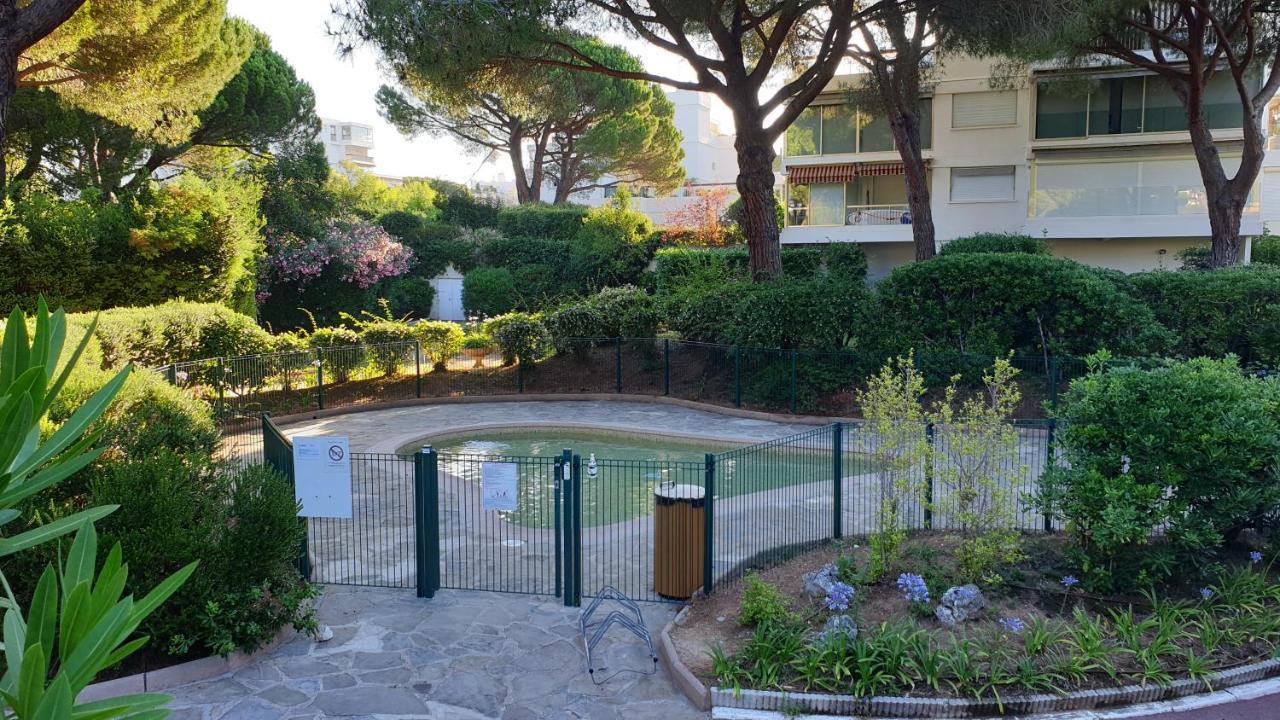 Garden And Beach Sea View Apartment Cannes 망들리유 라 나플 외부 사진