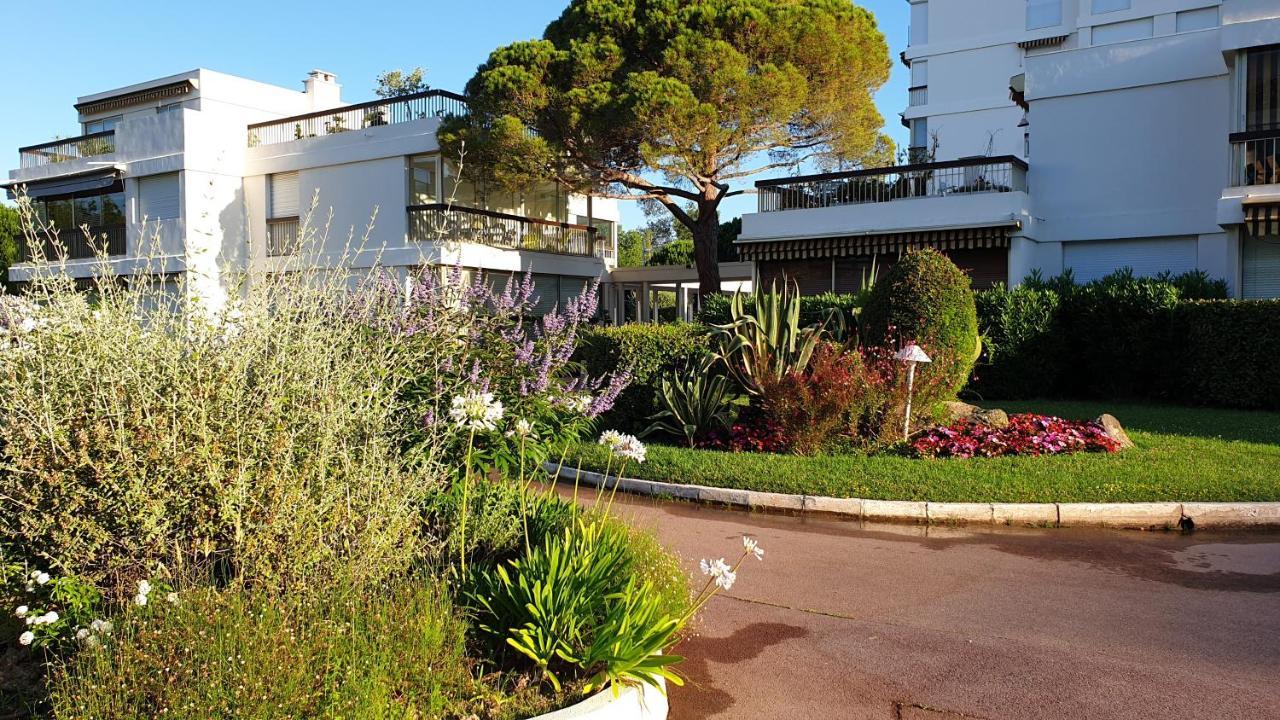 Garden And Beach Sea View Apartment Cannes 망들리유 라 나플 외부 사진
