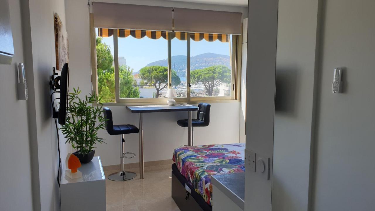 Garden And Beach Sea View Apartment Cannes 망들리유 라 나플 외부 사진